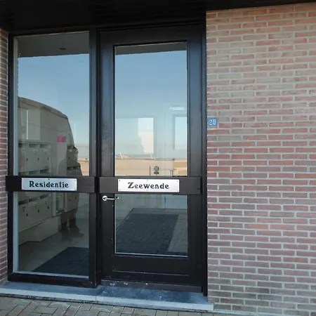 Appartement Zeewende 18 *